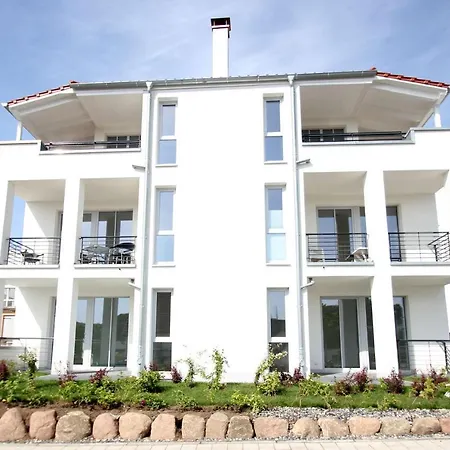 Terrasse, Gratis Nutzung Vom Ahoi Erlebnisbad Und Sauna In Sellin - Antje 04 Apartment Goehren (Ruegen)