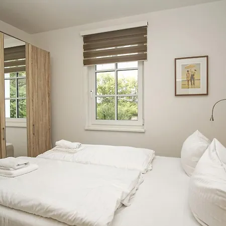 Terrasse, Gratis Nutzung Vom Ahoi Erlebnisbad Und Sauna In Sellin - Antje 04 Apartment