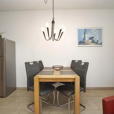 Terrasse, Gratis Nutzung Vom Ahoi Erlebnisbad Und Sauna In Sellin - Antje 04 Apartment *
